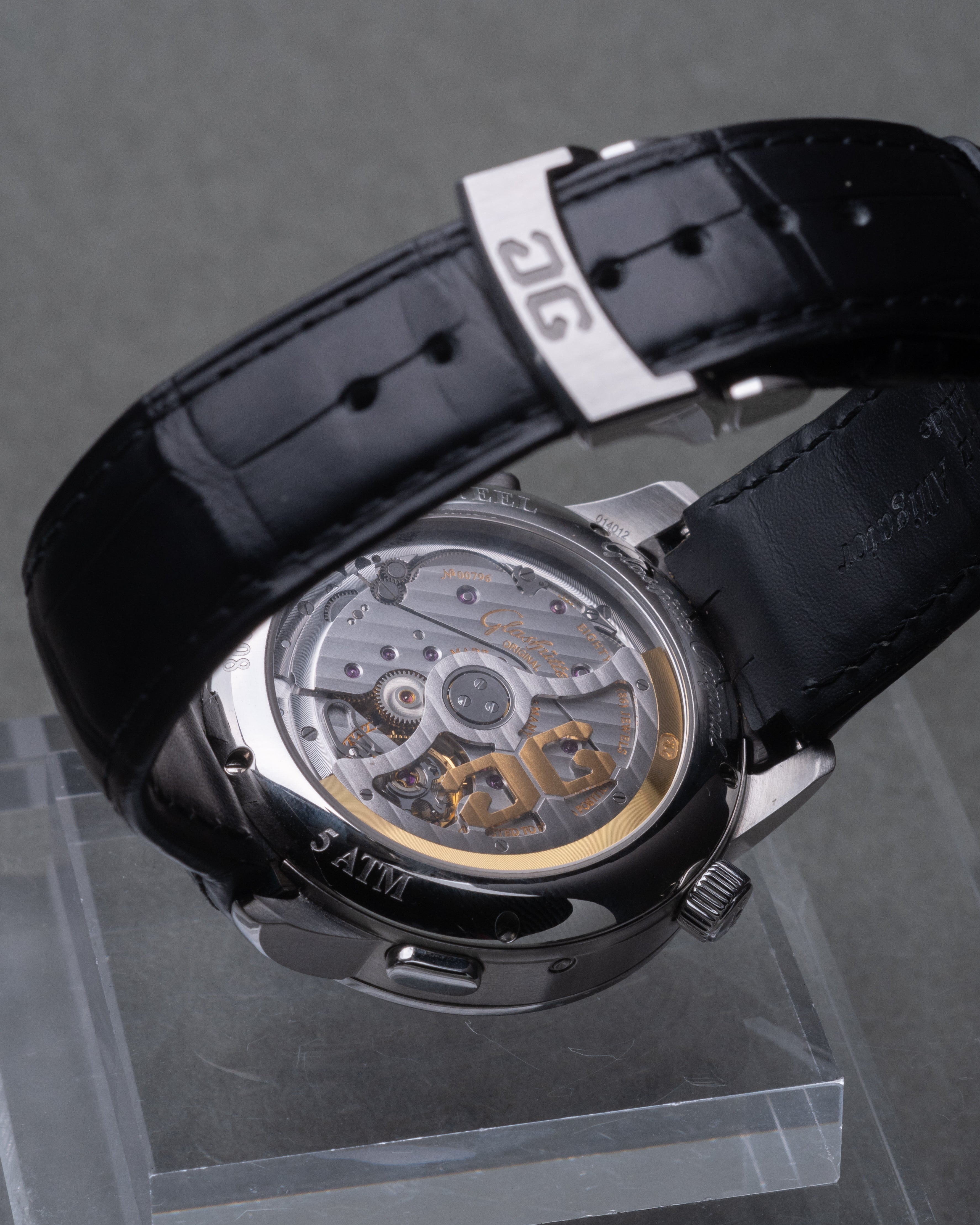 Glashutte Original - Senator Diary 1-00-13-02-02-04