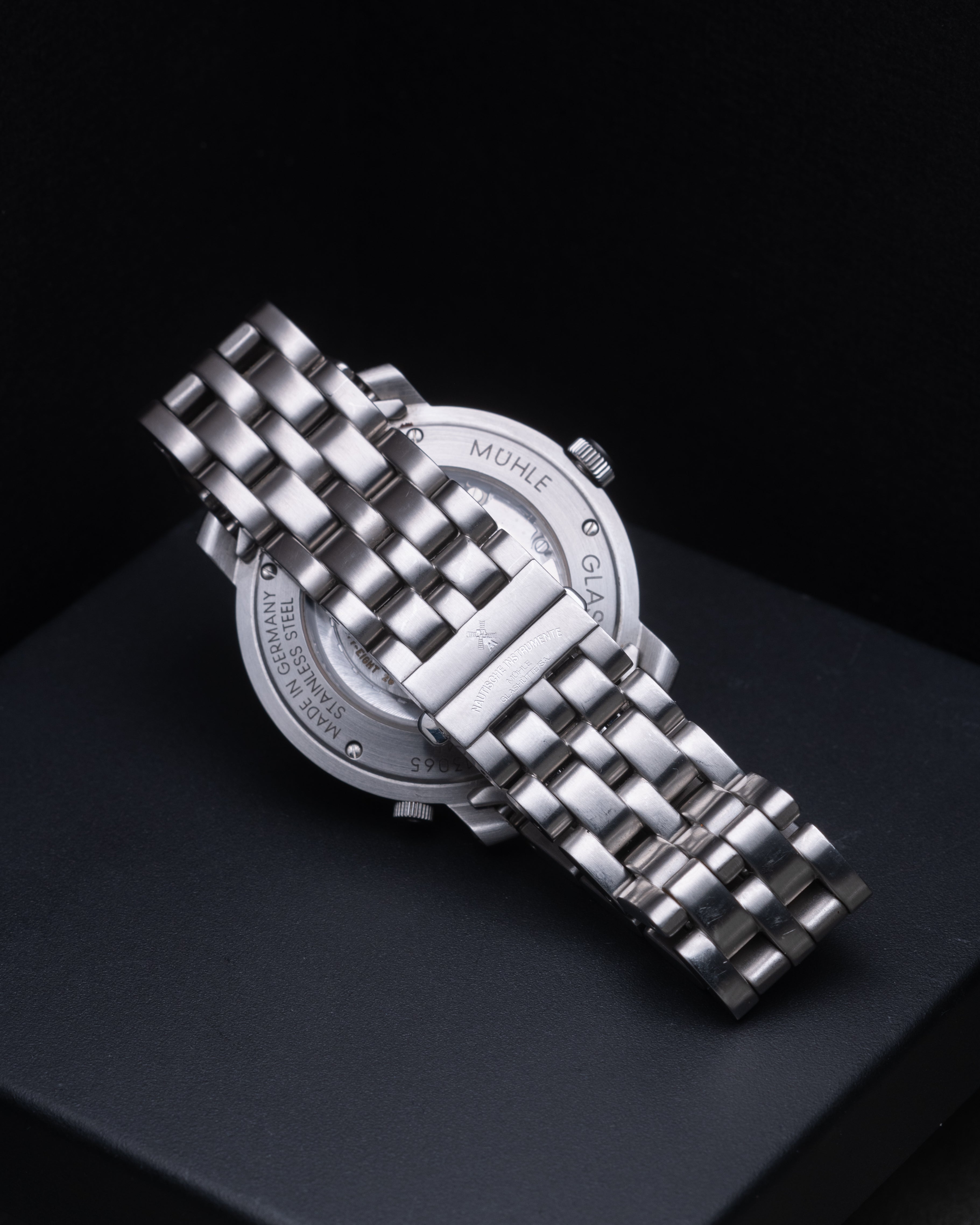 Muhle Glashutte - 52-week Business Line M1-30-65MB