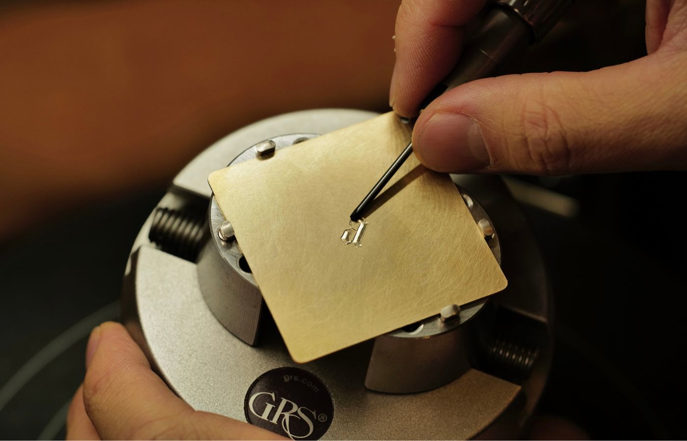 Hand Engraving Experience with GRS system