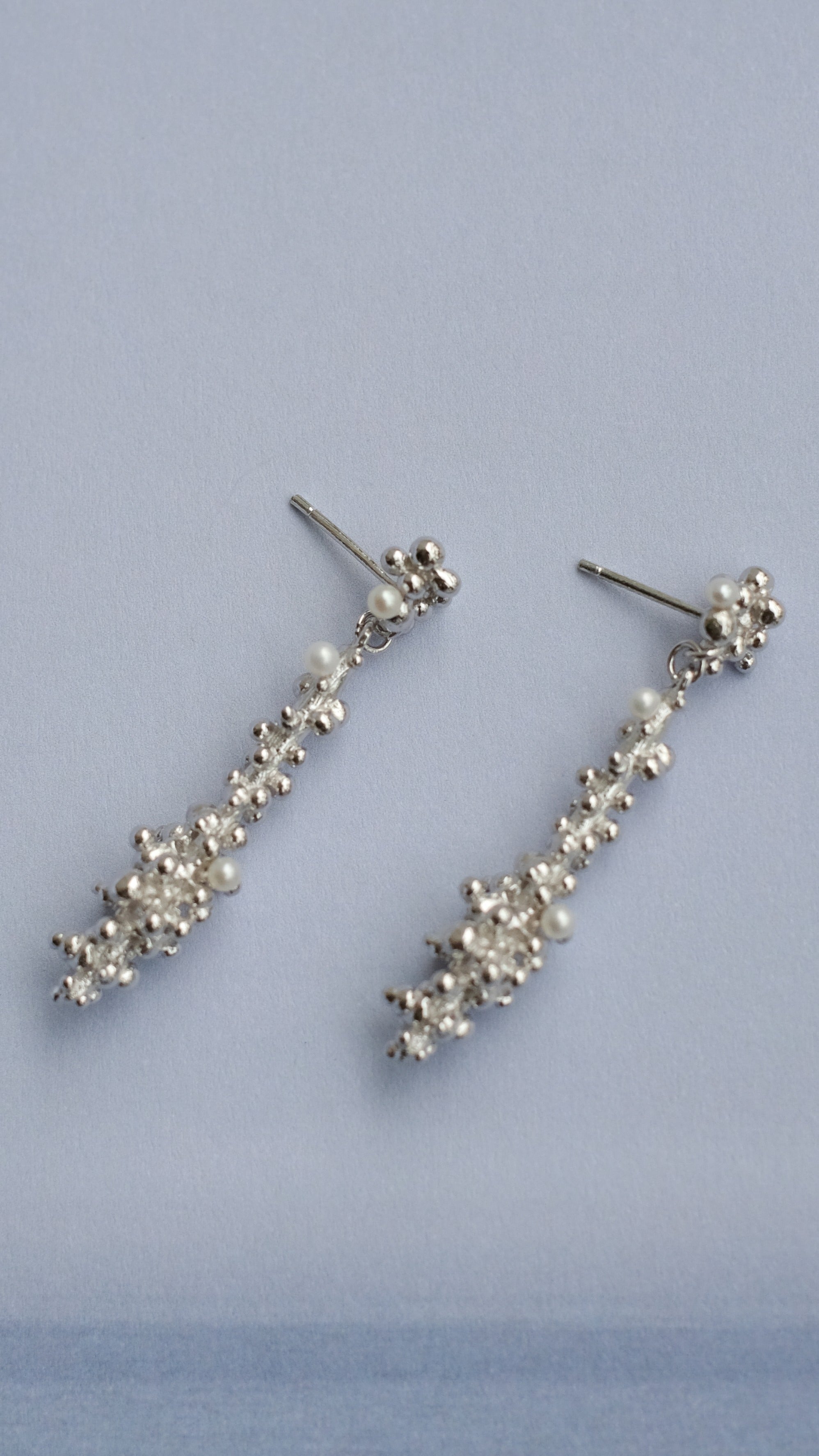 Bubbling Sensation Column Earrings