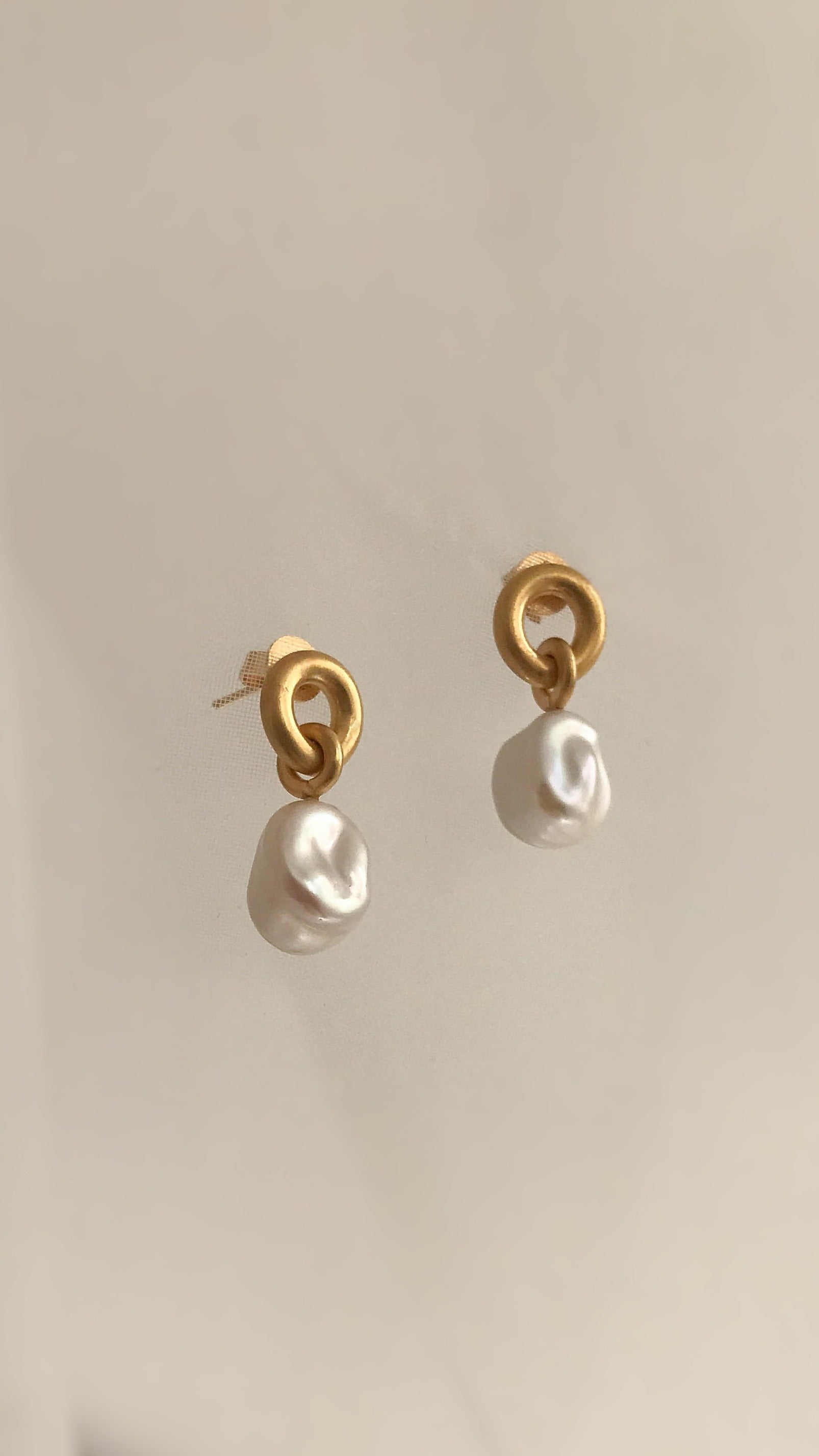 Drop Baroque Pearl Earrings