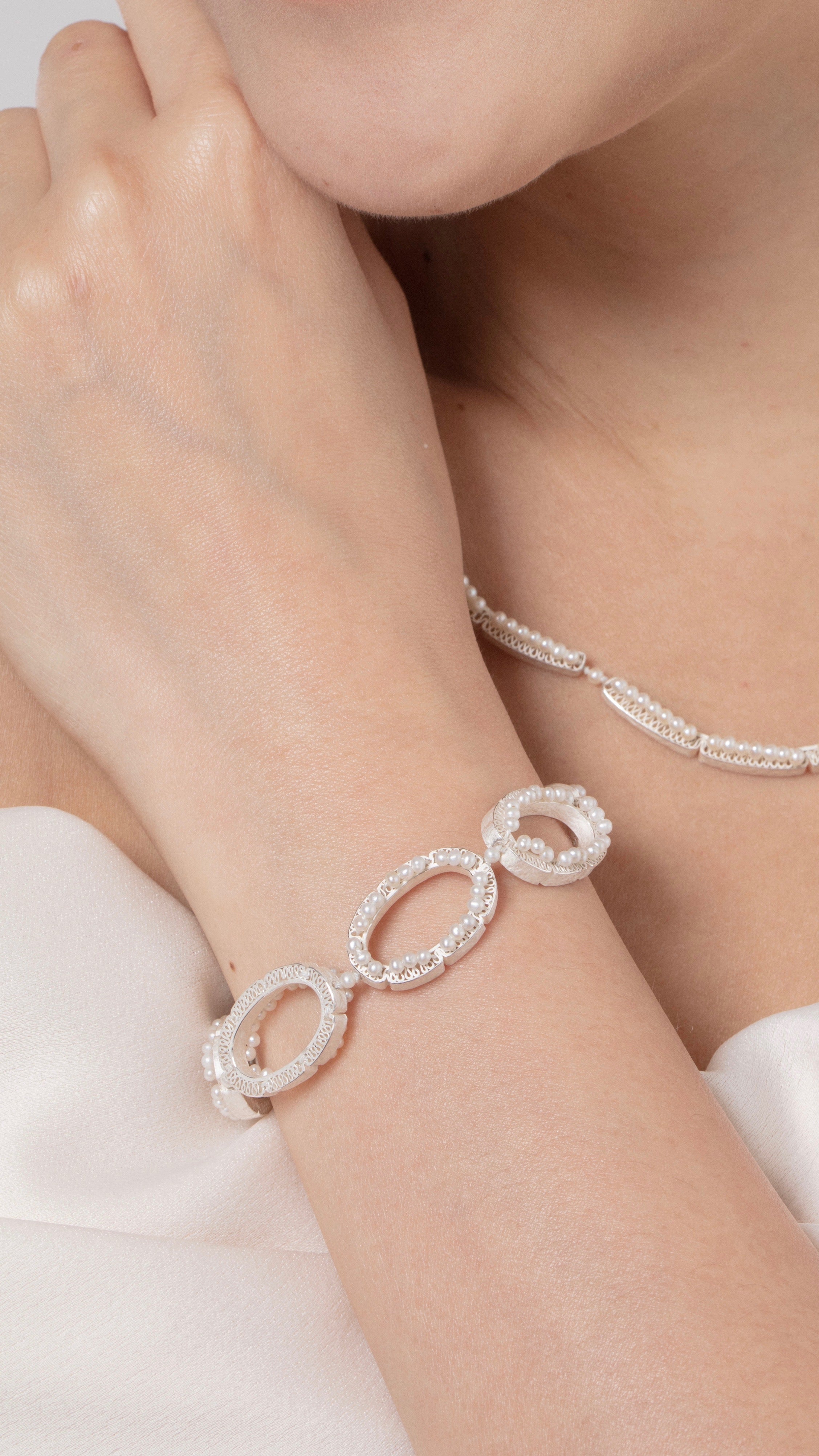 Dentelle No.7 Bracelet