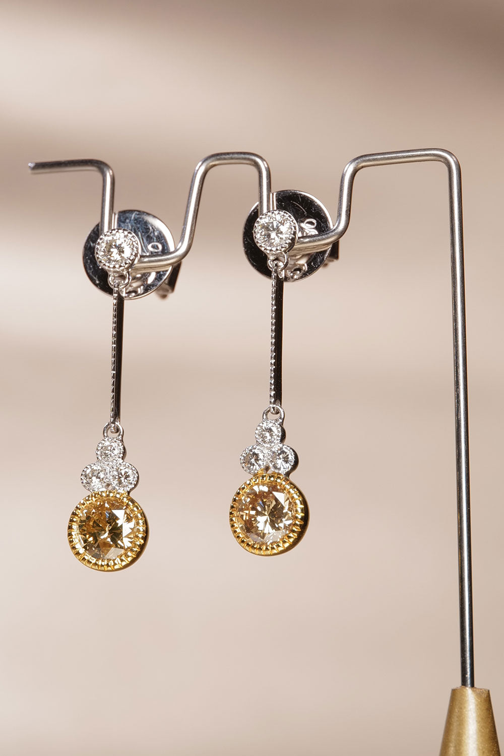 0.72ct Natural Diamond Dangling Earrings