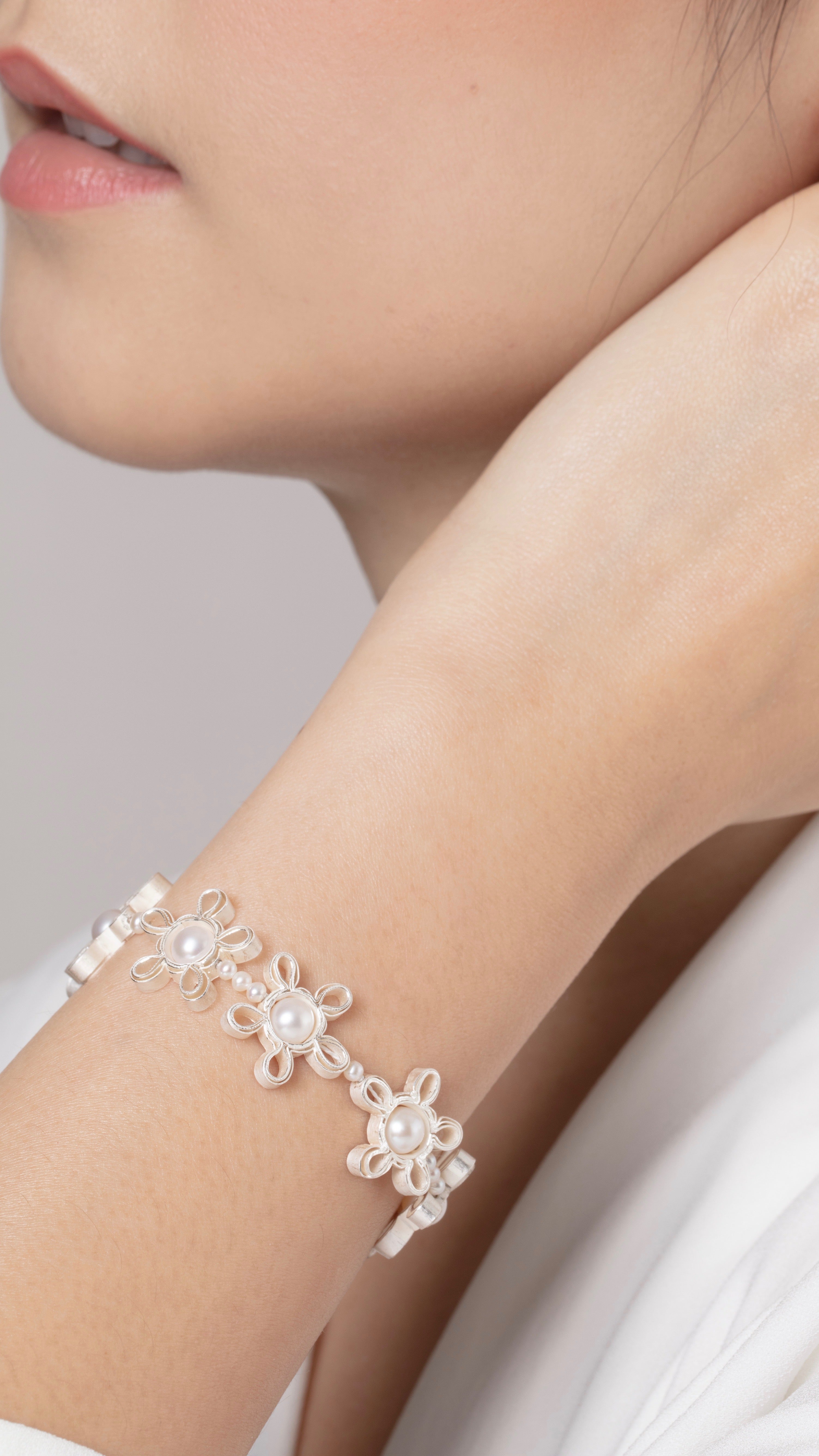 Majestueuse Gracieuse Bracelet