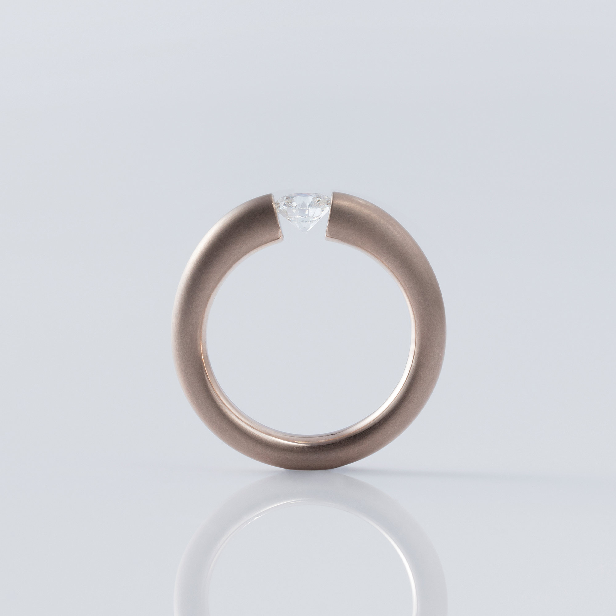 Niessing Solitaire Ring Tapered