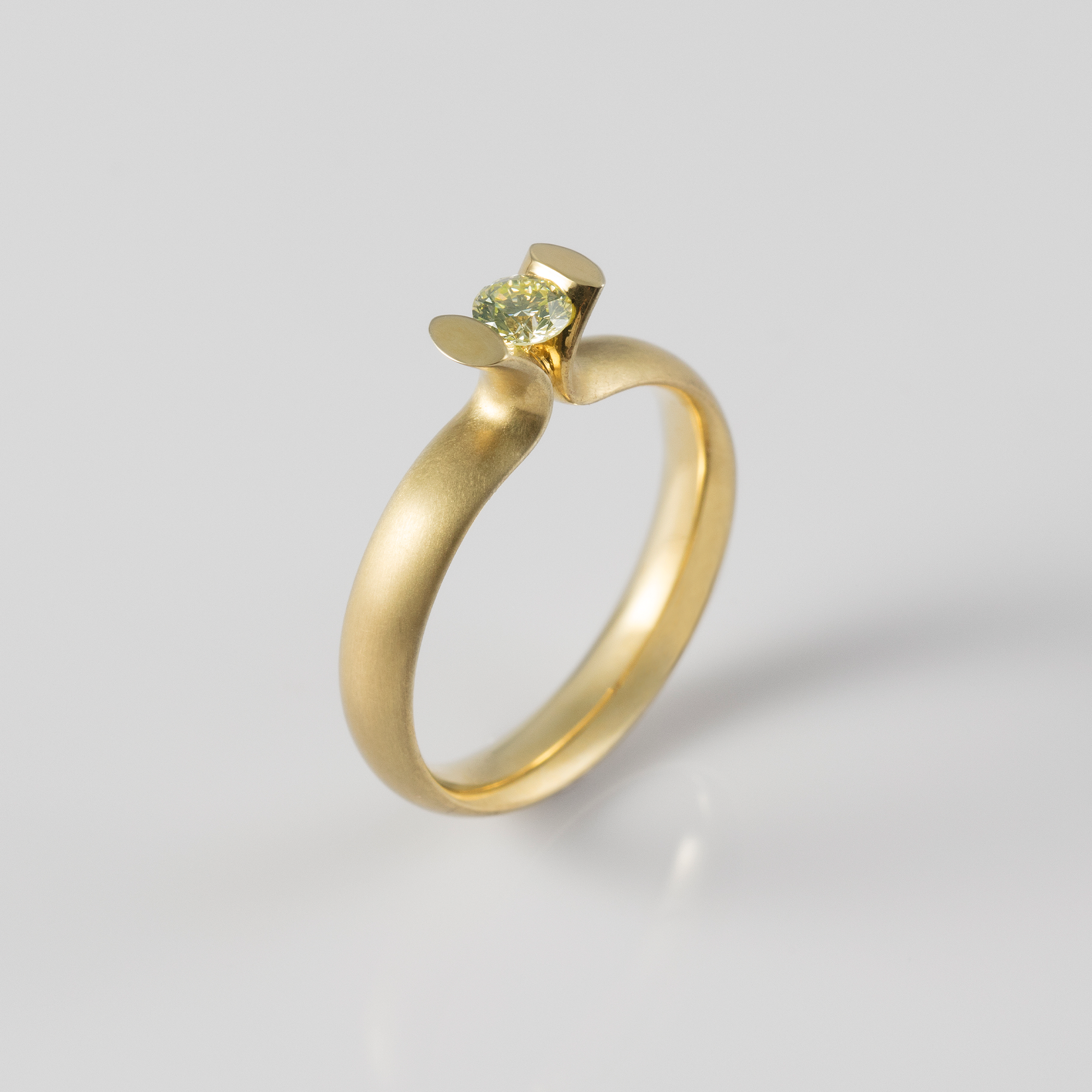 Niessing Solitaire Ring Primavera