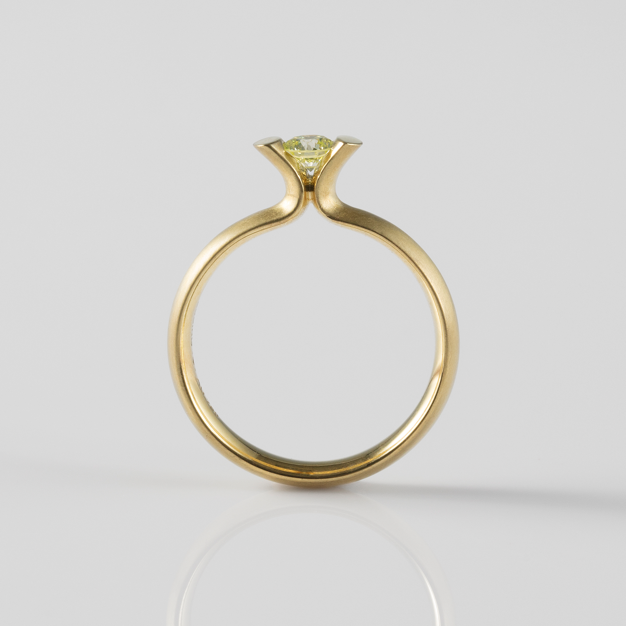 Niessing Solitaire Ring Primavera