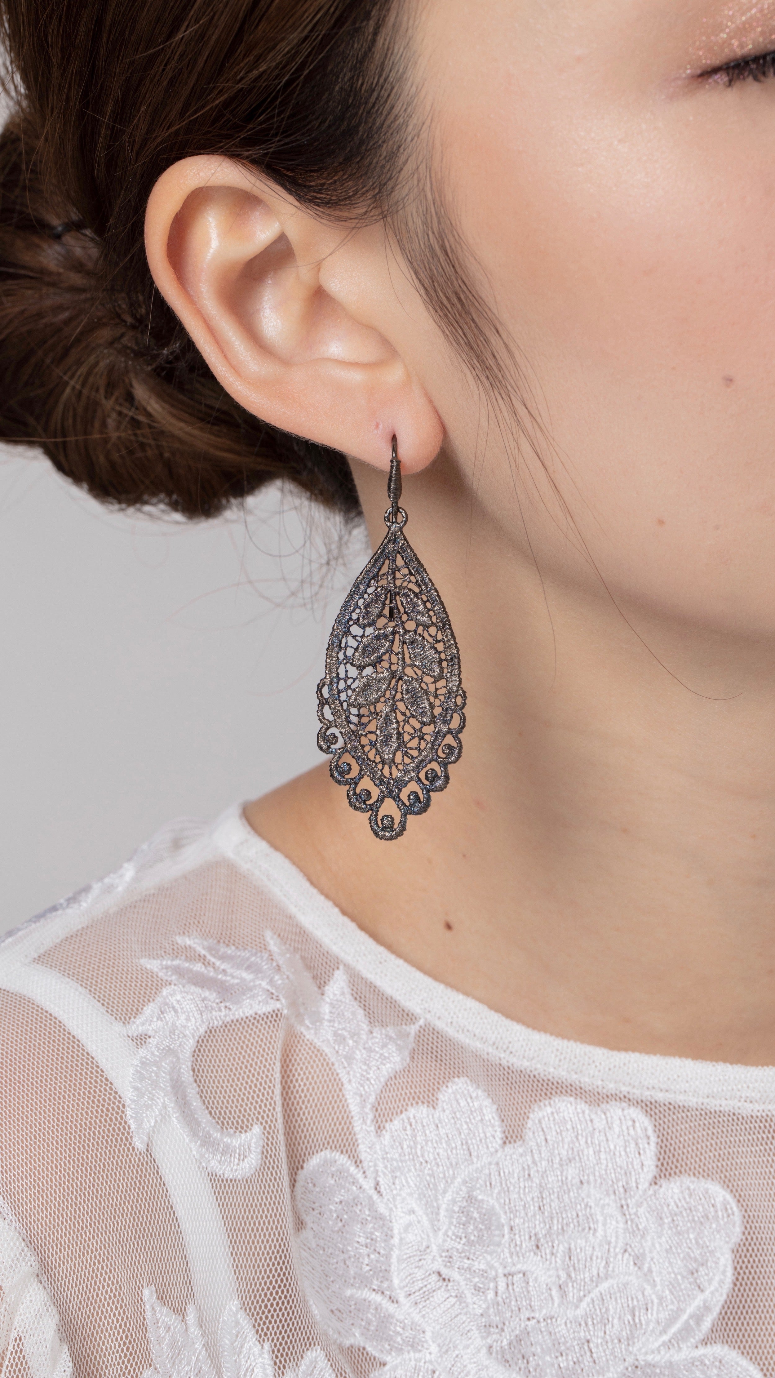 Viktoria Earrings